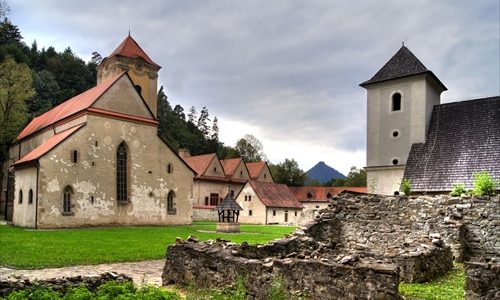 Červený kláštor – Kláštor kartuziánov